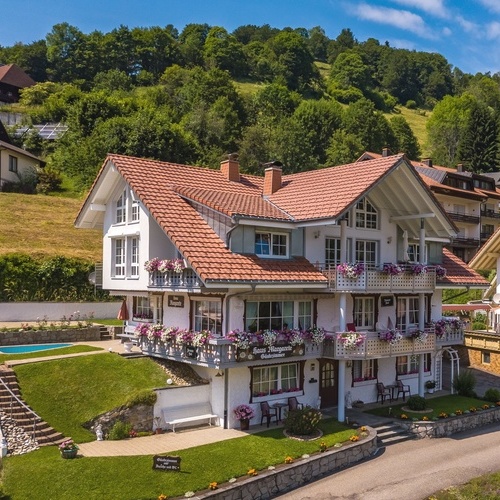 Au&szlig;enansicht Haus Margarete im Sommer  - 