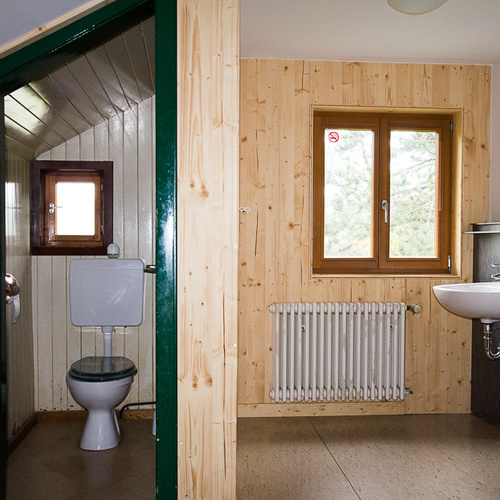 WC und Waschraum im Dachgeschoss - 