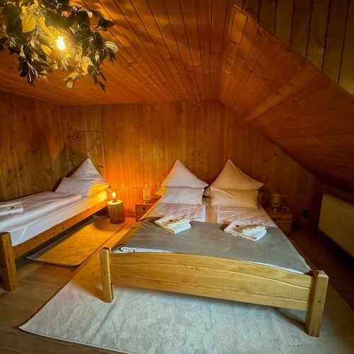 Dreibettzimmer mit Doppelbett und Einzelbett - 